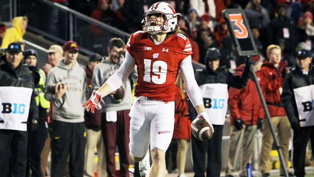 leo-musso-wisconsin-penn-state-week-14-college-football-picks.jpg